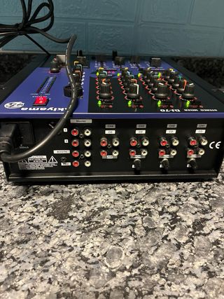 Control de Sonido Beat DJ-70 y Kenwood DPF-1010