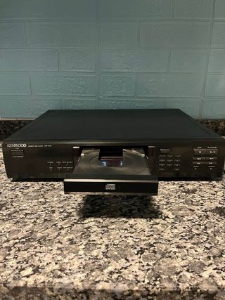 Control de Sonido Beat DJ-70 y Kenwood DPF-1010