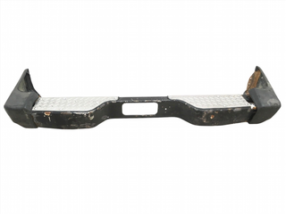 Parachoques trasero Mitsubishi Montero I