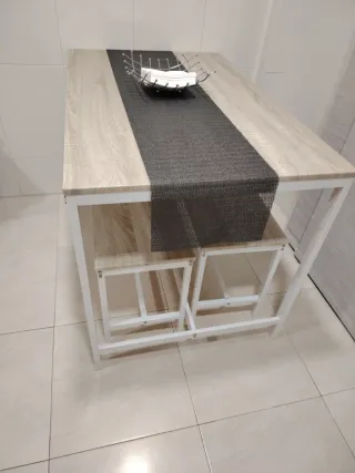 Mesa de cocina madera y metal