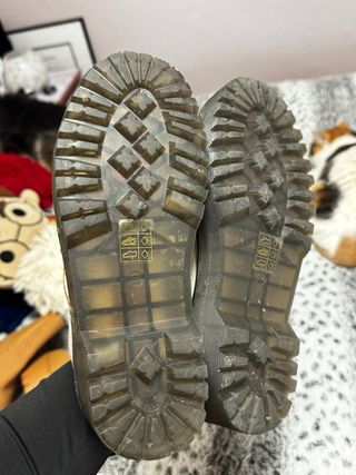 Mocasines blancos charol