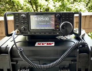 Icom IC-7300 - Rieles