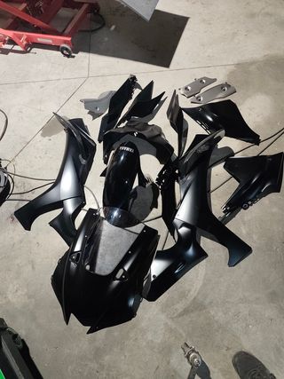 Carenado Yamaha R1 RACE 2026