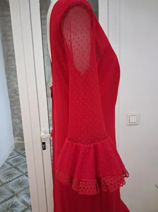 Traje de flamenca rojo volantes