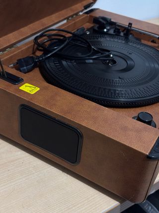 Tocadiscos da viaggio Vintage Roadstar TTR-730