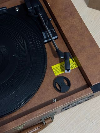 Tocadiscos da viaggio Vintage Roadstar TTR-730