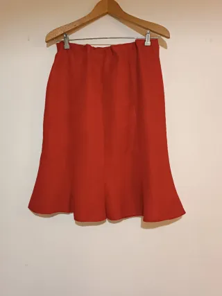 Elegante Traje Chaqueta y Falda Faruk T.44 Rojo