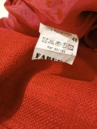Elegante Traje Chaqueta y Falda Faruk T.44 Rojo