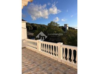 Casa en venta en Lucena