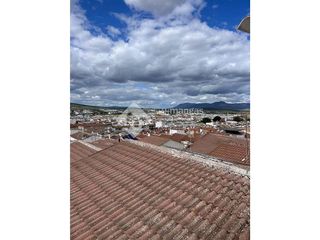 Casa en venta en Lucena