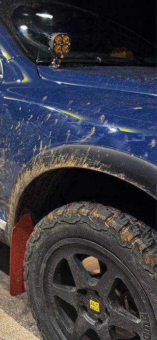 Llanta MOMO 18” + Neumático BFGOODRICH AT T/A