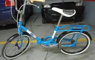 Bicicleta BH antigua azul
