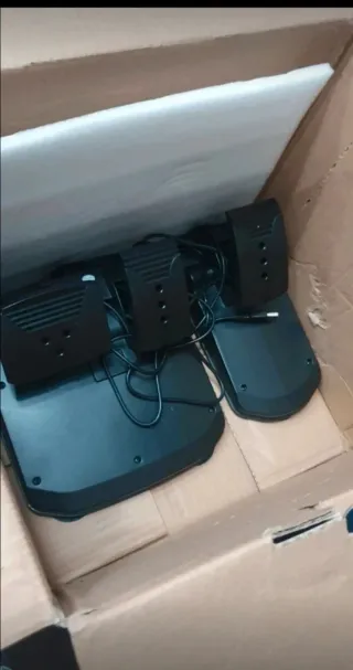 Volante Gaming com Pedais