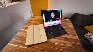 iPad Air 13' 256GB Gris Espacial