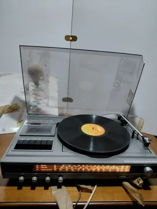 Giradischi Philips ST 2100 con Radio Cassette