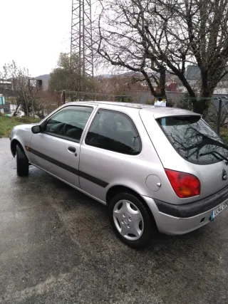 Ford Fiesta 2001