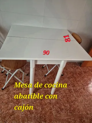 Mesa de cocina blanca madera