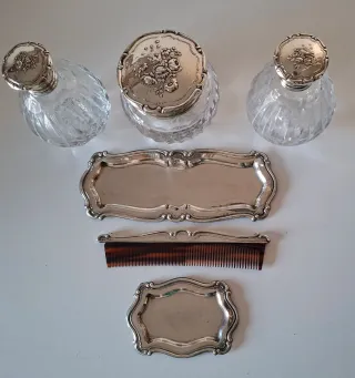 ANTIGUO JUEGO DE TOCADOR CRISTAL TALLADO Y PLATA