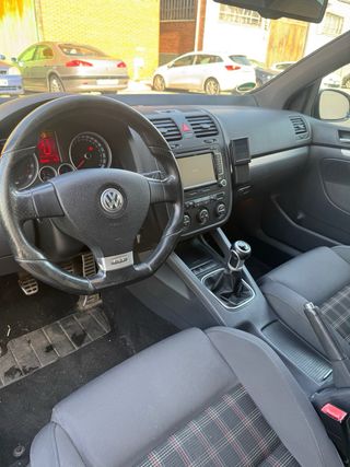 Volkswagen Golf 5 GTI 2007 2.0 T FSI 200 caballos