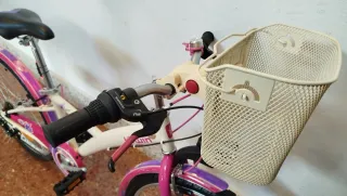 A ESTRENAR!Bici polivalente BTWIN 24" muy equipada