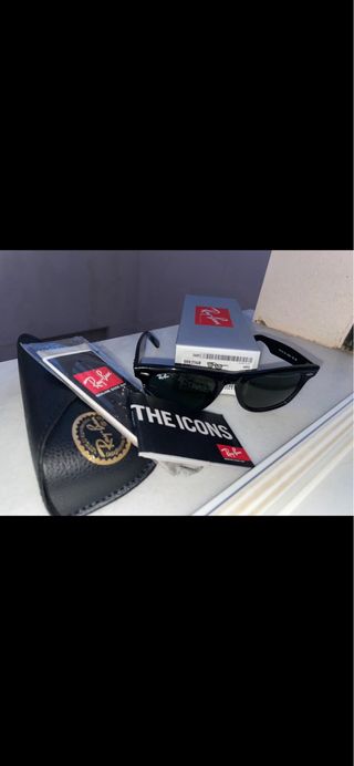 Gafas de sol Ray-Ban negras 2140