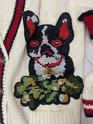 Chaqueta de punto con perros