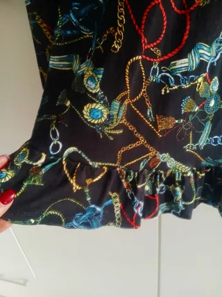 Vestido informal estampado cadenas