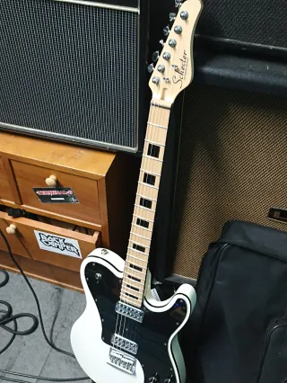 Guitarra Schecter PT Fastback OWHT