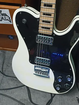 Guitarra Schecter PT Fastback OWHT