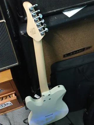 Guitarra Schecter PT Fastback OWHT