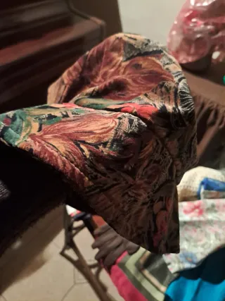 Sciarpa in velluto beige,cappello velluto guanti