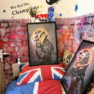 Ayrton Senna Hommage. World Champions F1 Legends #