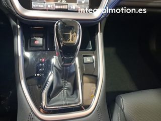 Subaru Outback 2.5i Touring CVT Lineartronic AWD