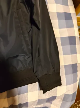 Chaqueta Zara Negra Bomber