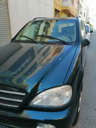 Mercedes-Benz Clase M 2001