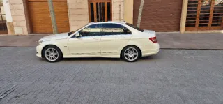 Mercedes-Benz Clase c220 AMG