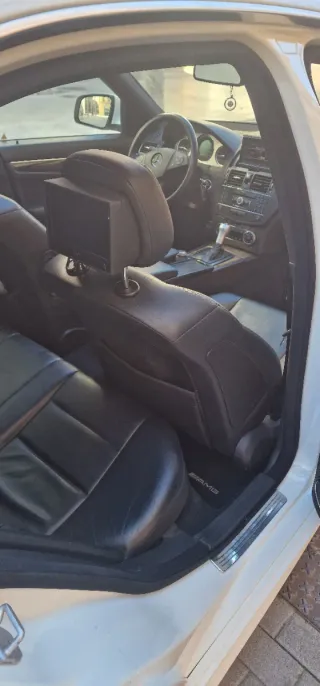 Mercedes-Benz Clase c220 AMG