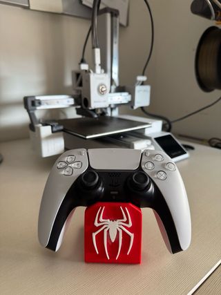 Soporte Mando PS5/Xbox Spiderman