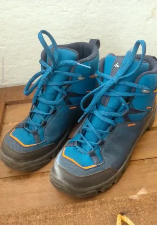 Botas de montaña niño azul, talla 36,Quechua.