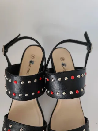 Sandalias de chica N°38 de K.Woman.