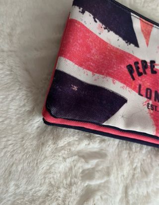 Conjunto Pepe Jeans: Mochila + Estojo