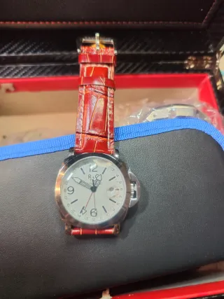 Reloj Automático R&C Correa Roja Diámetro 43mm
