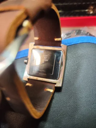 Reloj Guess Hombre Cuadrado Marrón/Dorado