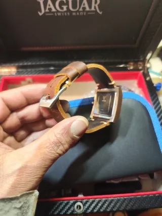 Reloj Guess Hombre Cuadrado Marrón/Dorado