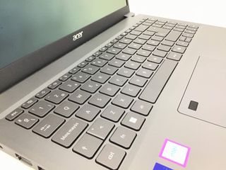 pc portatil acer aspire 16