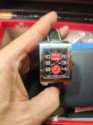 Reloj Lotus Hombre Cronógrafo Negro/Rojo