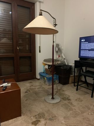 Lampada da terra design in tessuto e metallo