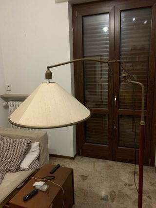 Lampada da terra design in tessuto e metallo