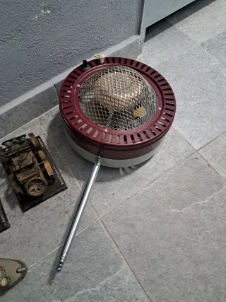 Estufa antigua redonda