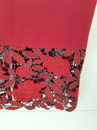 Vestido Lipsy granate Encaje Floral